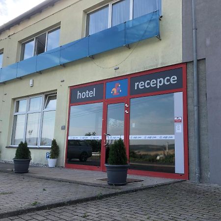 Hotel Joker Obrnice Extérieur photo