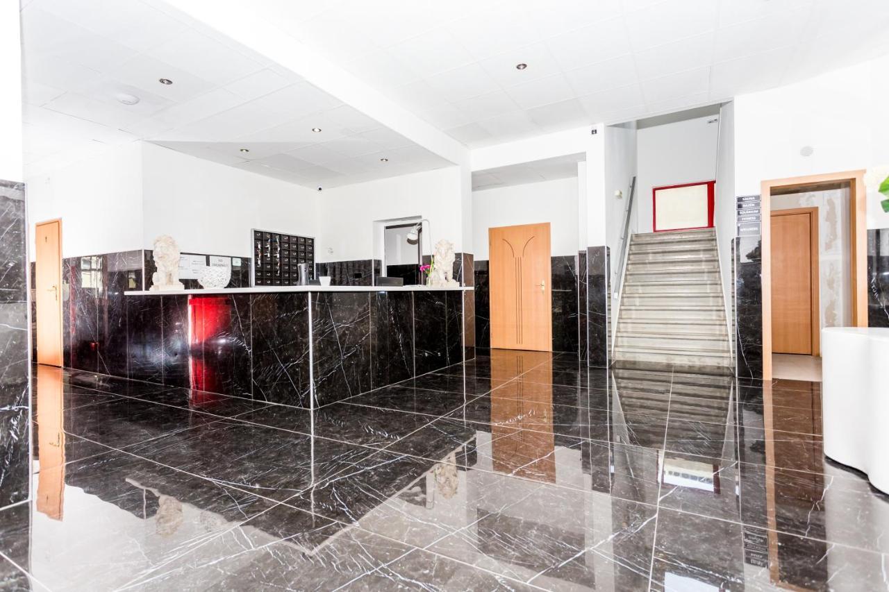Hotel Joker Obrnice Extérieur photo