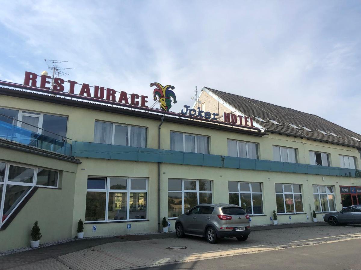 Hotel Joker Obrnice Extérieur photo