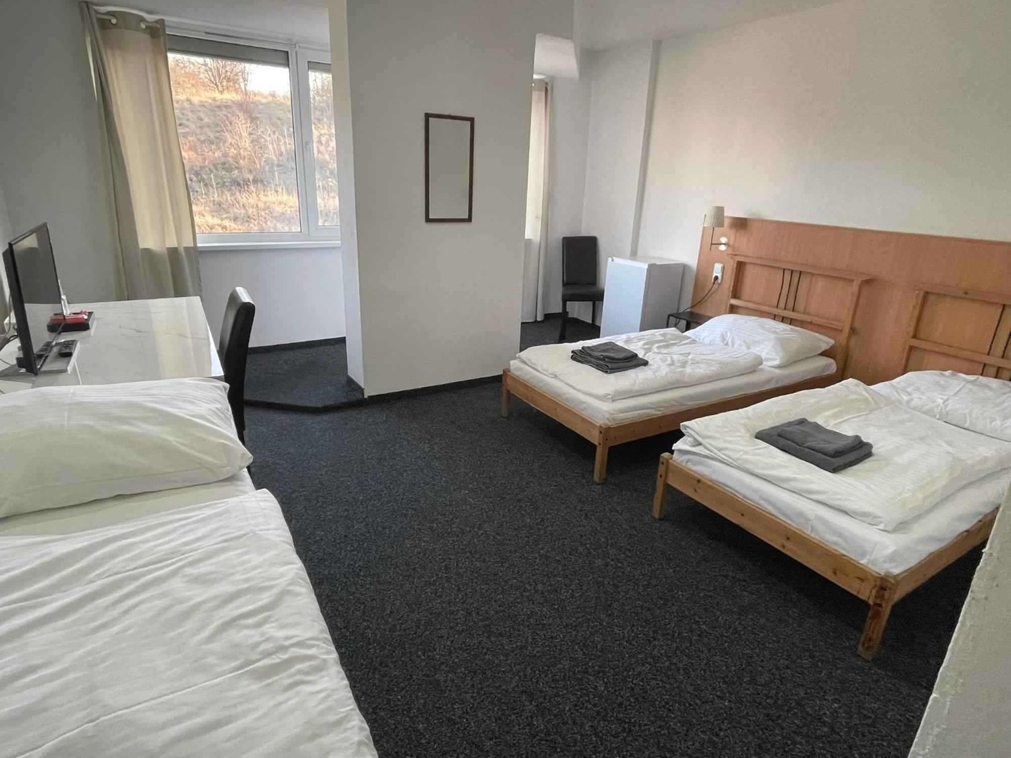 Hotel Joker Obrnice Extérieur photo