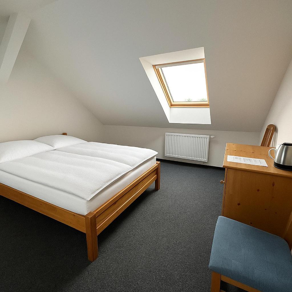 Hotel Joker Obrnice Extérieur photo